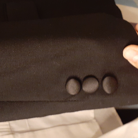 Mens Bill Blass Black Tuxedo - Picture 10 of 16